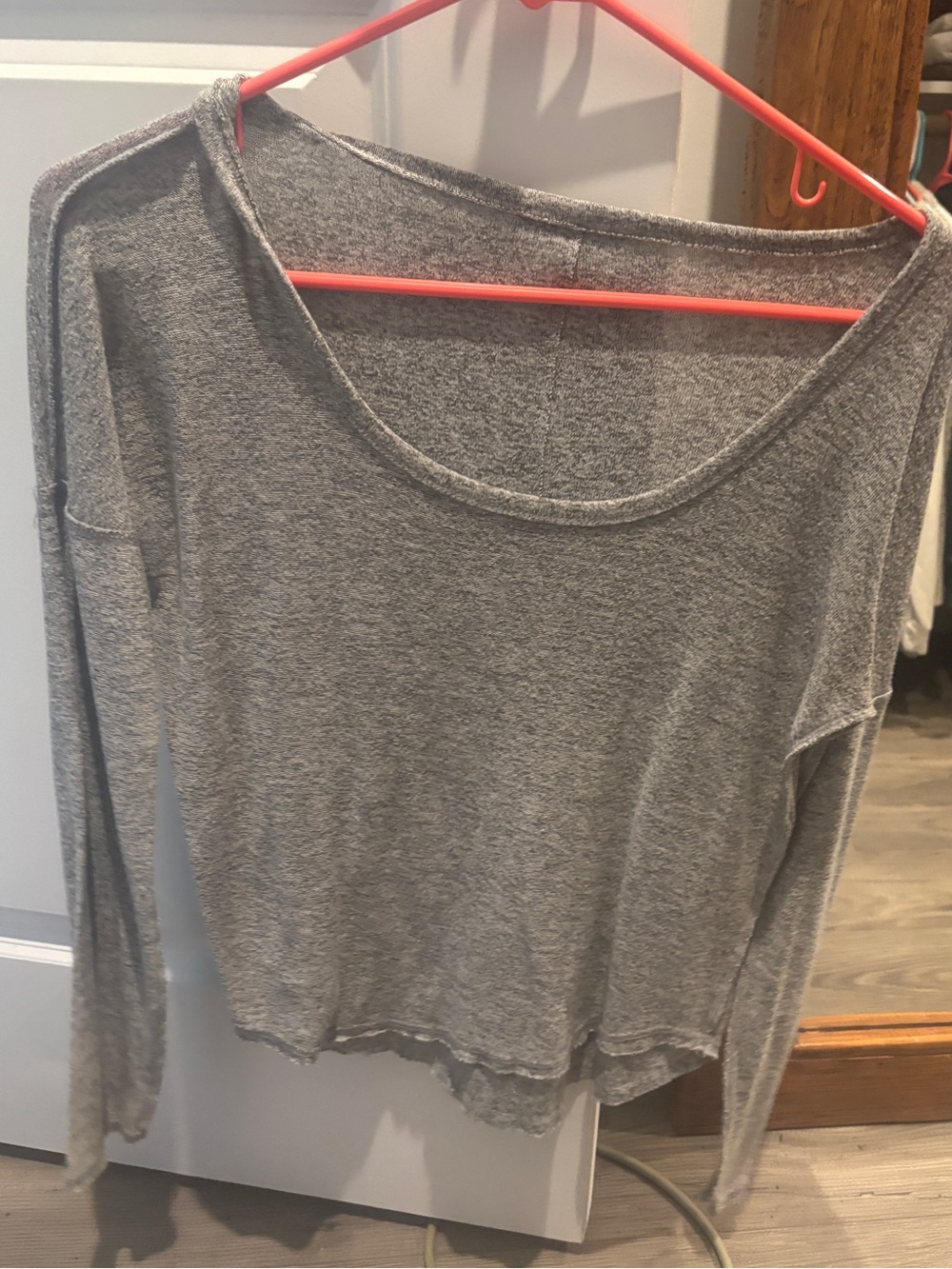 Lucky Brand Women's Gray Long-Sleeve xtra wide Scoop Neck Top